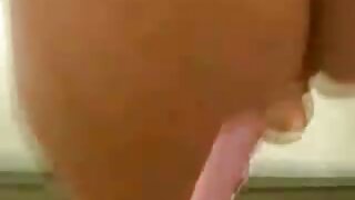 Kinky crnka djevojka ...